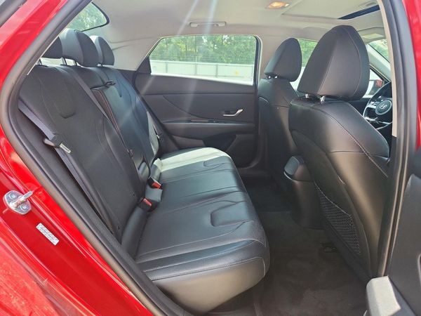 2023 HYUNDAI ELANTRA