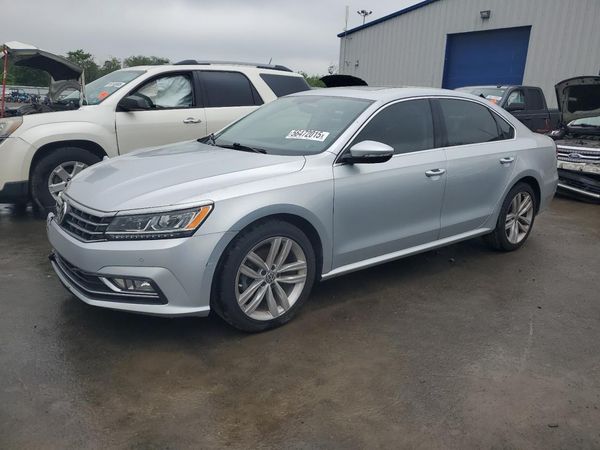 2018 VOLKSWAGEN PASSAT