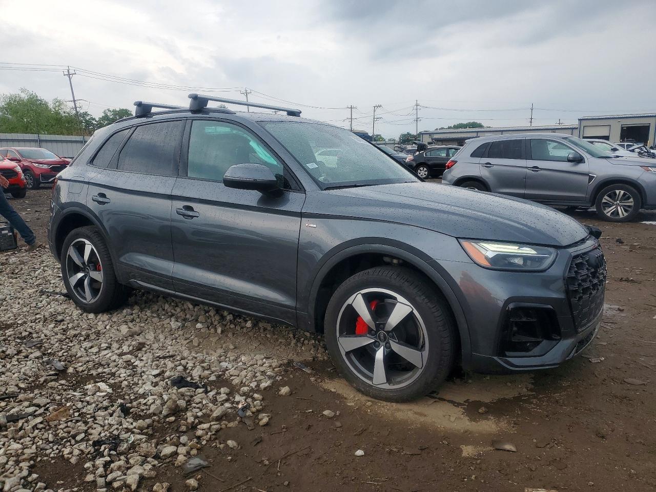2024 AUDI Q5
