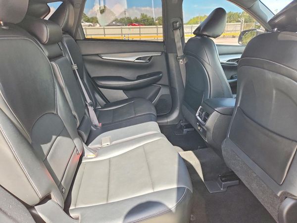 2021 INFINITI QX50 Luxe
