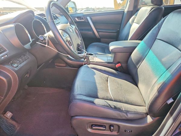 2013 TOYOTA HIGHLANDER Base/Hybrid
