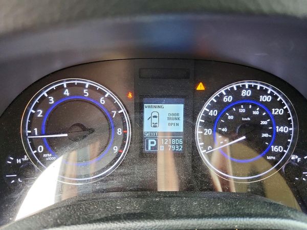2015 INFINITI Q40