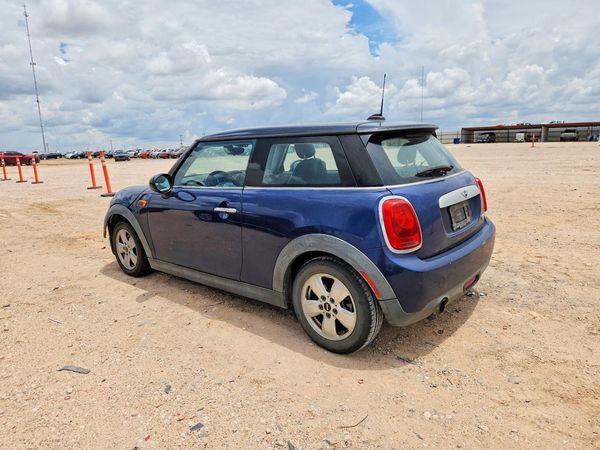 2015 MINI COOPER