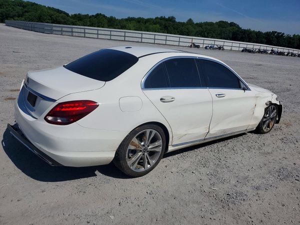 2018 MERCEDES-BENZ C C300