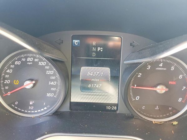 2018 MERCEDES-BENZ C C300