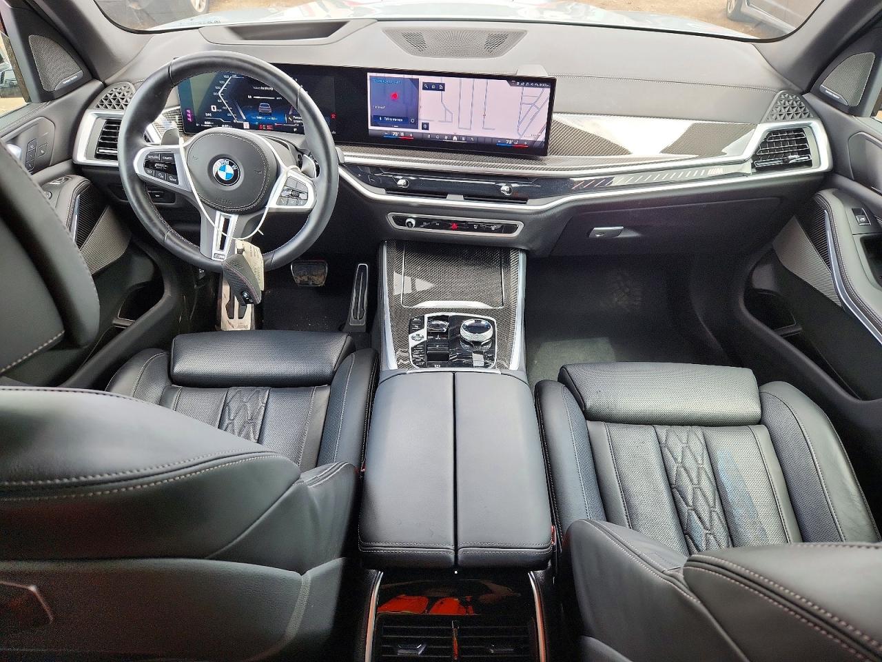 2025 BMW X5 M60i