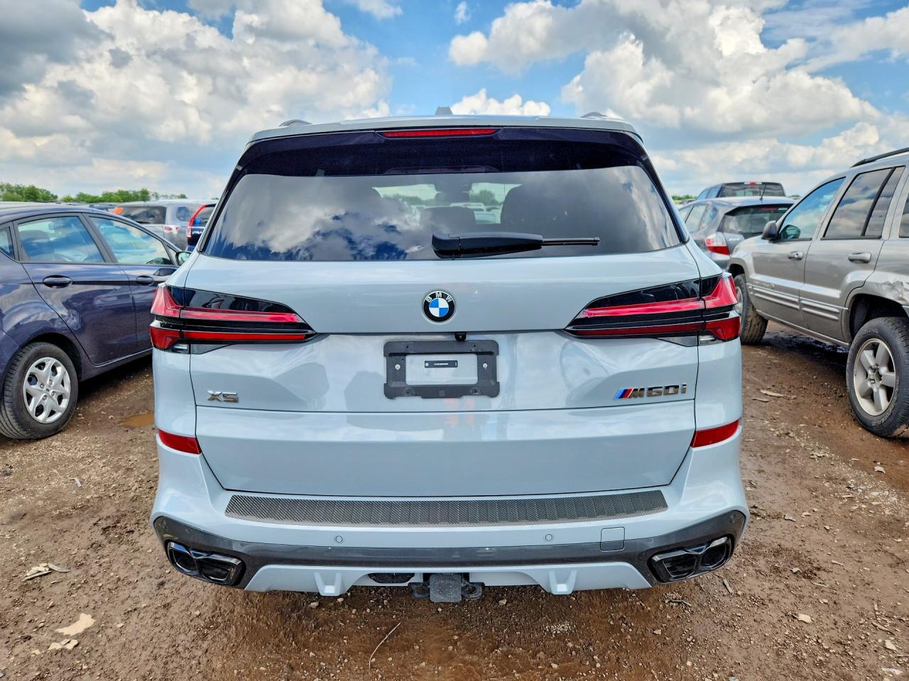 2025 BMW X5 M60i