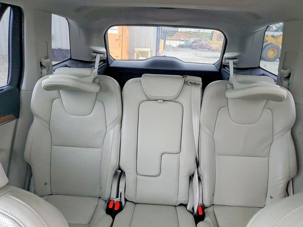 2019 VOLVO XC90 Inscription
