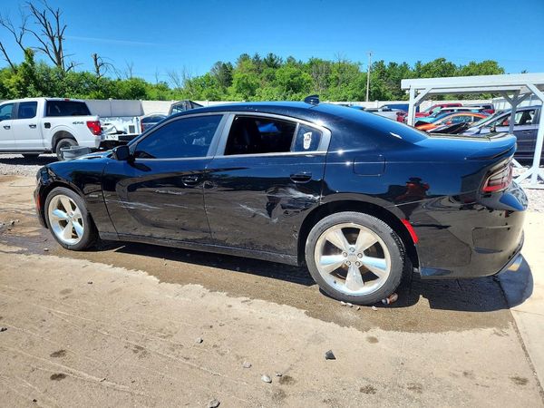 2015 DODGE CHARGER R/T