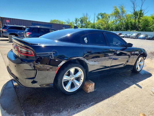 2015 DODGE CHARGER R/T