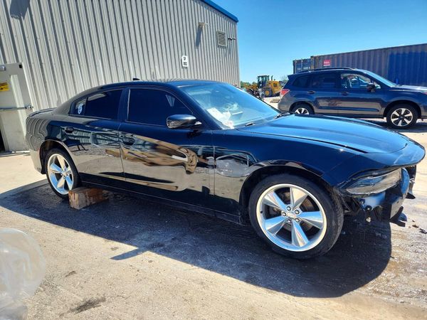 2015 DODGE CHARGER R/T