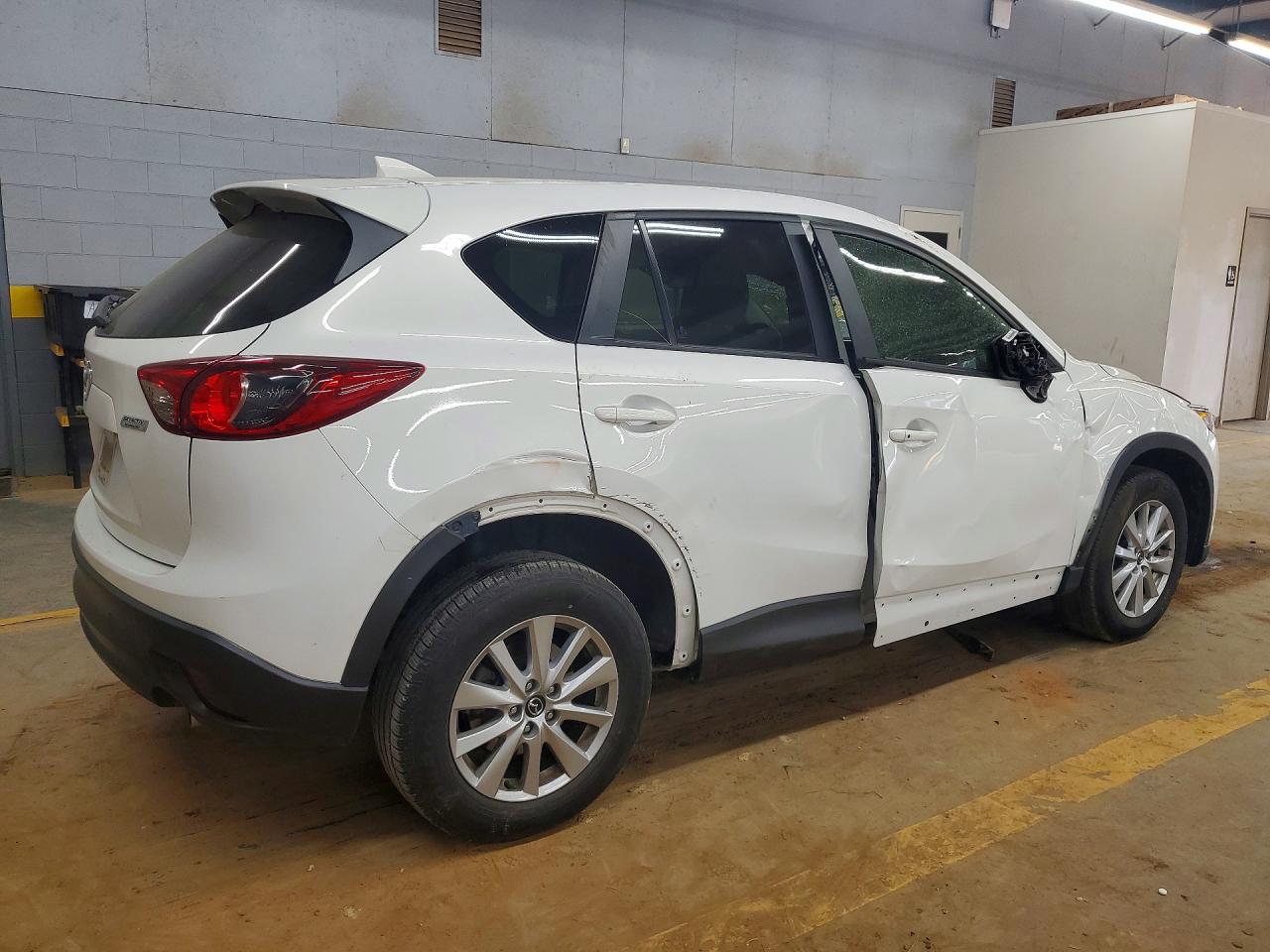 2016 MAZDA CX-5 Touring/GS
