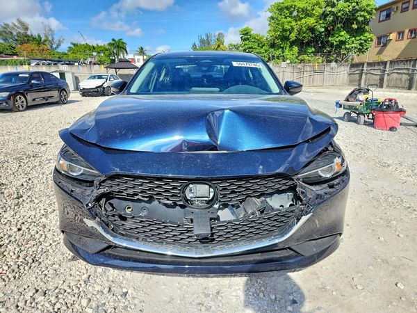 2024 MAZDA 3 Select Sport Package