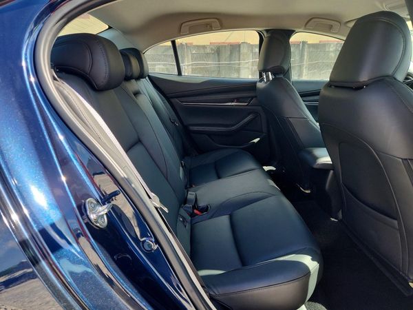 2024 MAZDA 3 Select Sport Package