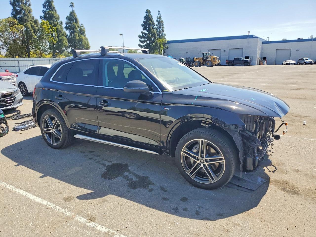 2024 AUDI Q5 E S Line quattro Premium