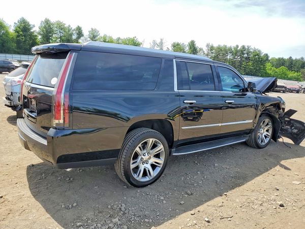 2018 CADILLAC ESCALADE ESV Luxury