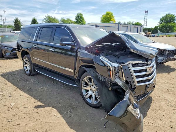 2018 CADILLAC ESCALADE ESV Luxury