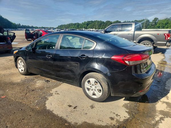 2017 KIA FORTE LX Base