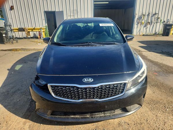 2017 KIA FORTE LX Base