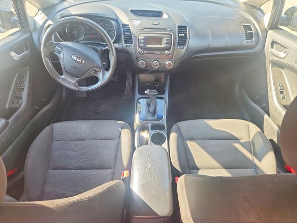2017 KIA FORTE LX Base