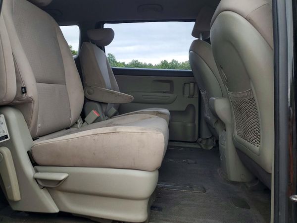 2016 KIA SEDONA L - Low level
