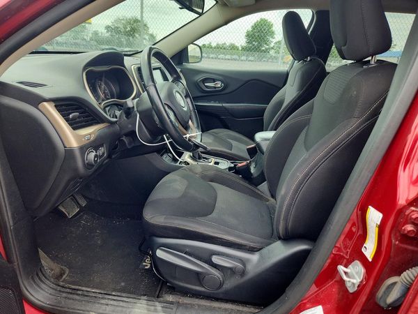 2015 JEEP CHEROKEE LATITUDE FWD