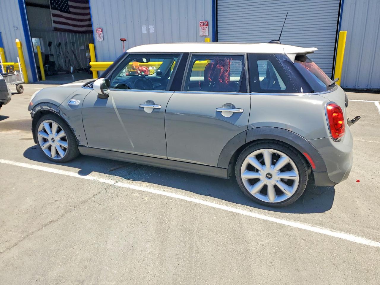 2015 MINI COOPER