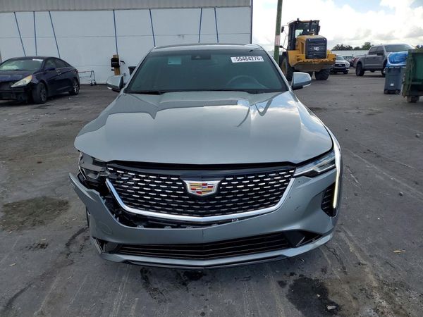2024 CADILLAC CT4 Luxury