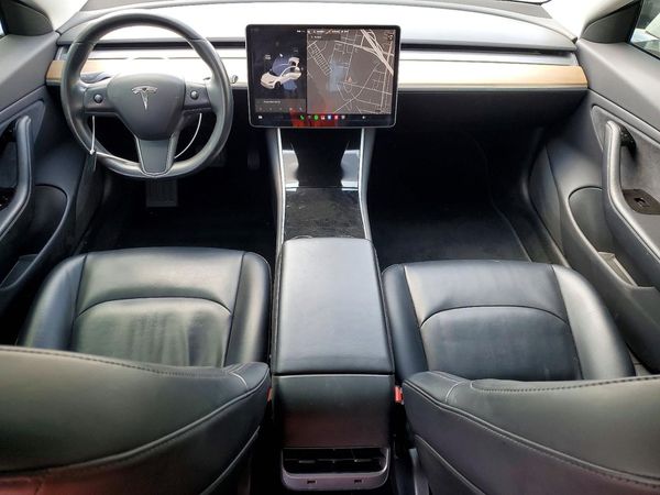 2017 TESLA MODEL 3