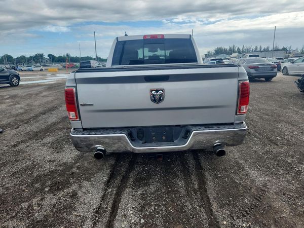 2014 RAM 1500 Laramie