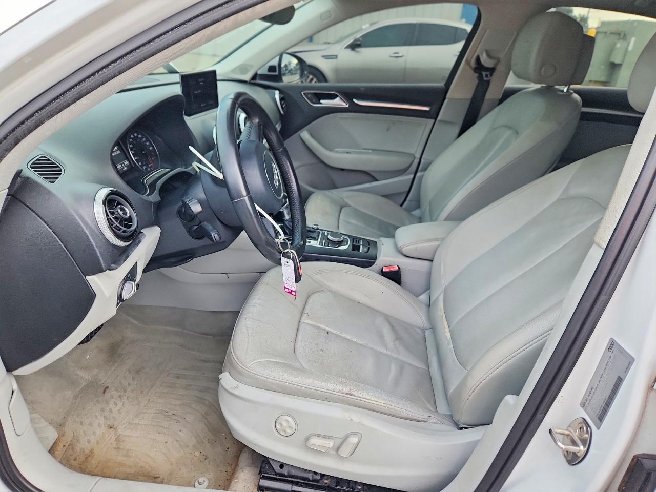 2015 AUDI A3