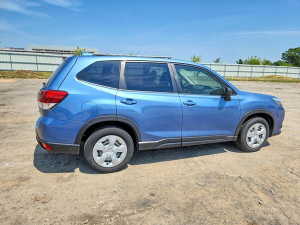 2023 SUBARU FORESTER