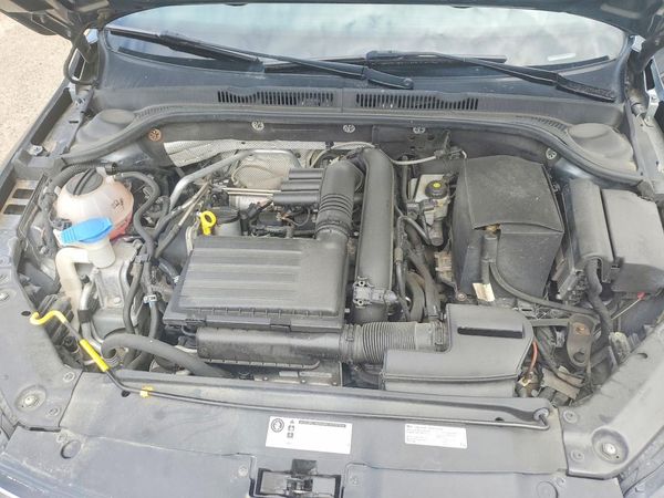 2017 VOLKSWAGEN JETTA SE