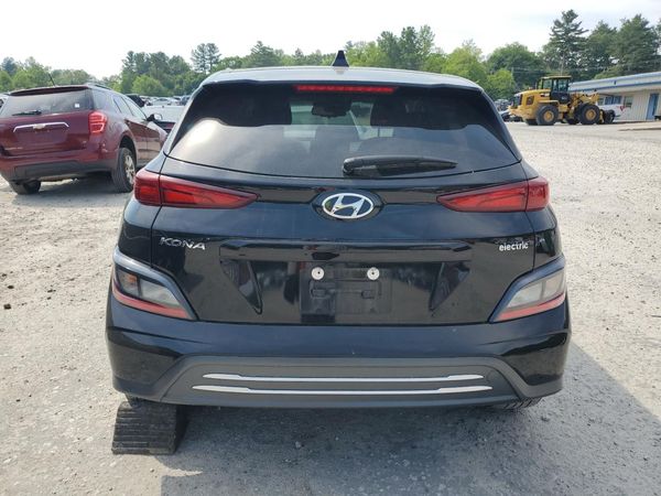 2023 HYUNDAI KONA SE