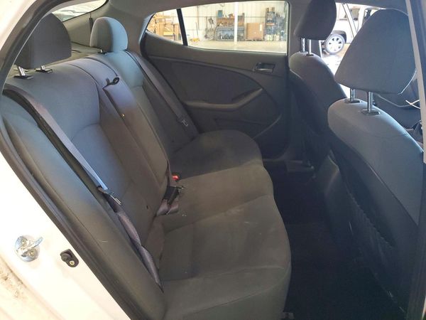 2015 KIA OPTIMA GL - Middle-low