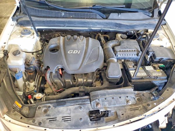 2015 KIA OPTIMA GL - Middle-low