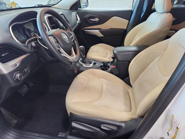 2017 JEEP CHEROKEE SPORT 4X4