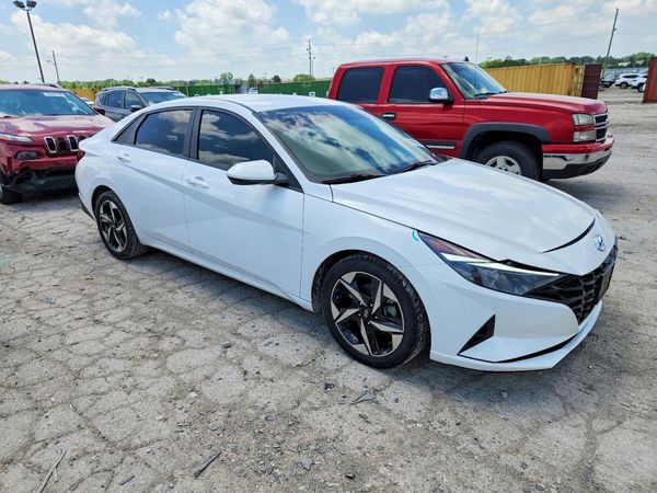 2023 HYUNDAI ELANTRA SEL w/Convenience Pkg