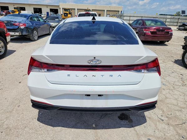 2023 HYUNDAI ELANTRA SEL w/Convenience Pkg