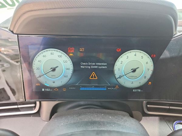 2023 HYUNDAI ELANTRA SEL w/Convenience Pkg