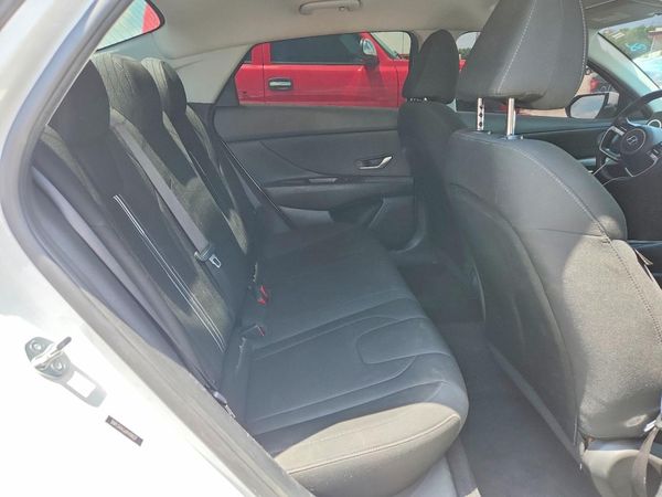 2023 HYUNDAI ELANTRA SEL w/Convenience Pkg