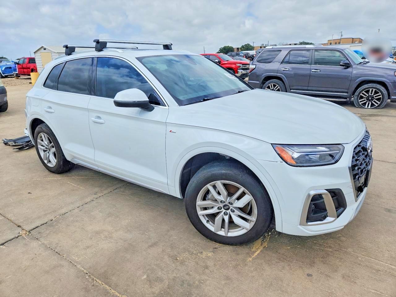 2022 AUDI Q5 S Line quattro Premium