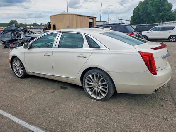 2015 CADILLAC XTS