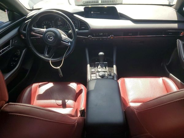 2023 MAZDA 3 Preferred Package