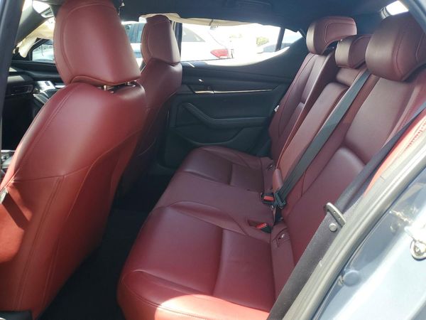 2023 MAZDA 3 Preferred Package