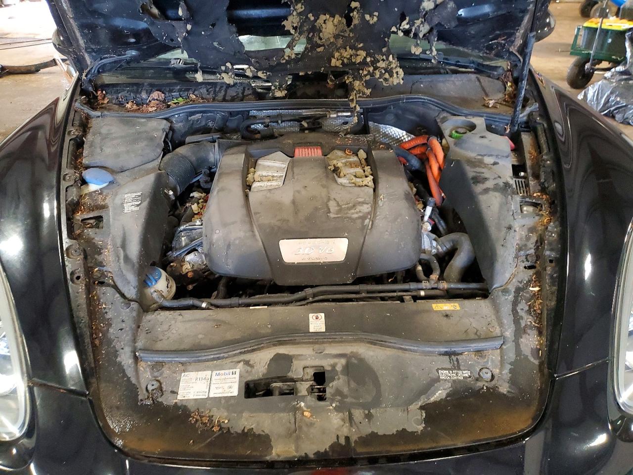 2012 PORSCHE CAYENNE S Hybrid