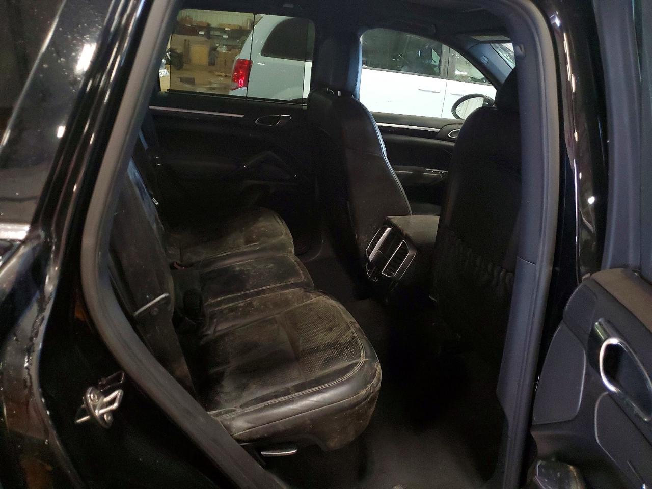 2012 PORSCHE CAYENNE S Hybrid