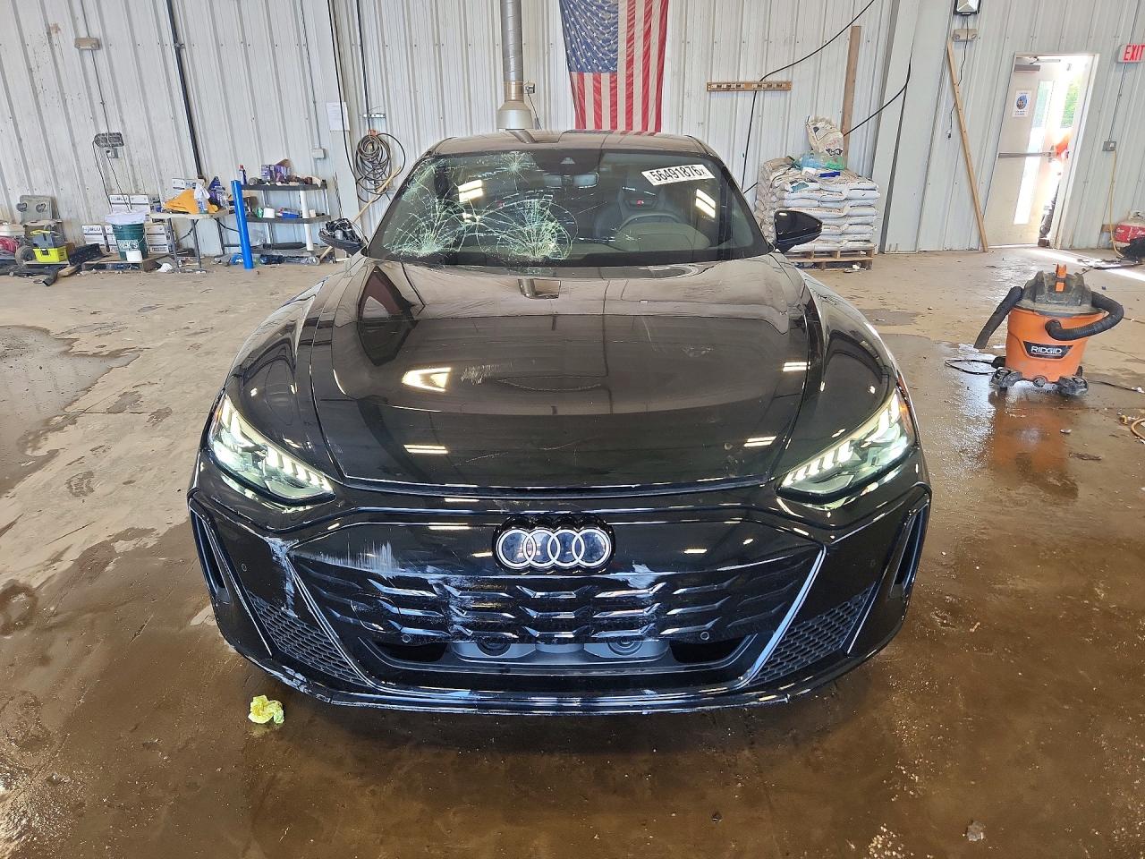 2025 AUDI S E-TRON GT quattro Premium Plus