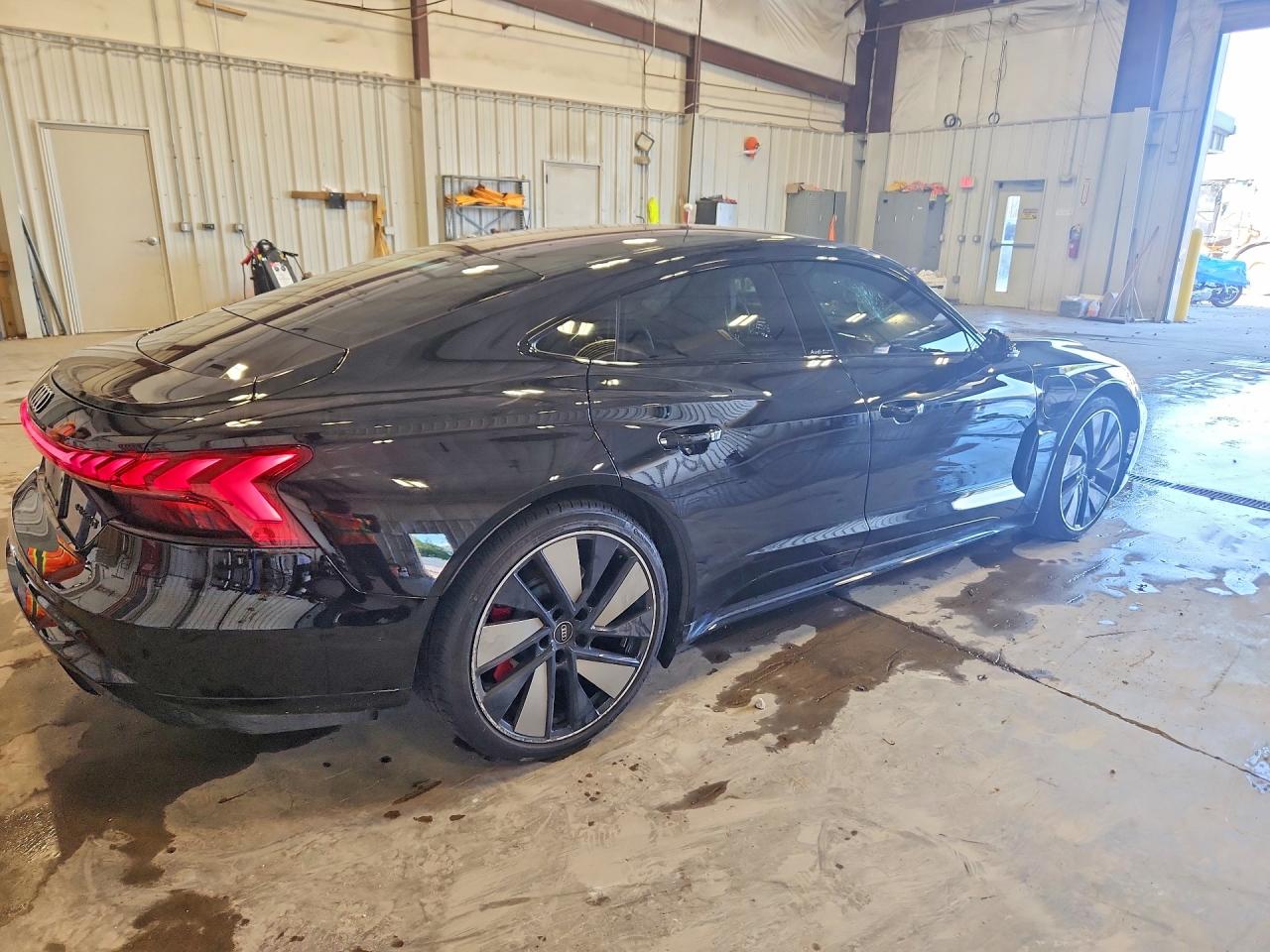 2025 AUDI S E-TRON GT quattro Premium Plus