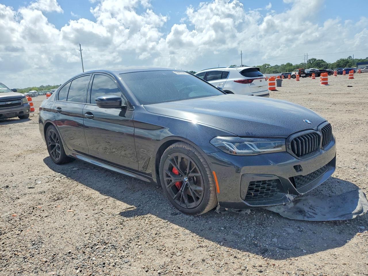 2023 BMW 540
